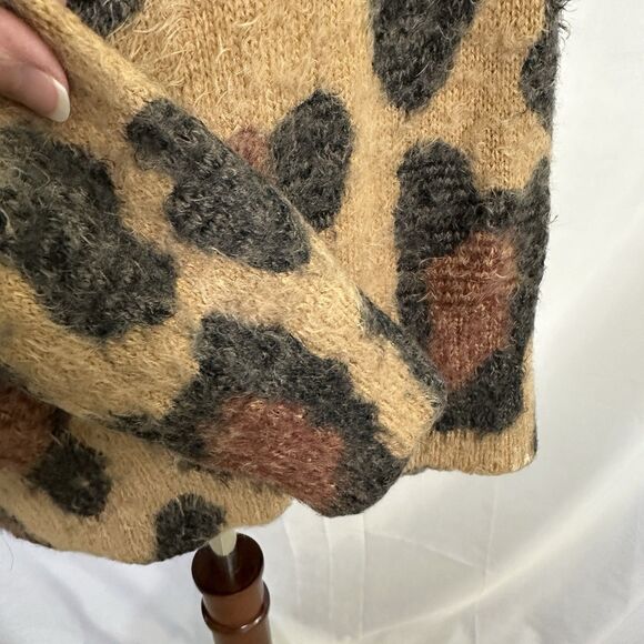 Show Me your Mumu Fatima Animal Print Turtleneck Sweater Womens MEDIUM - Picture 5 of 8